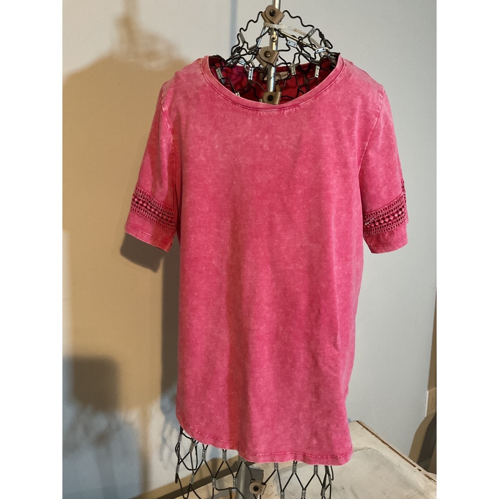 NorthStyle Pink Acid Wash Crochet Lace Sleeve Top S Short Sleeve Slub Tee